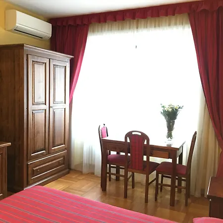 Perseo 4*